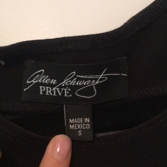 Amazing little black dress - Picture 5 of 7